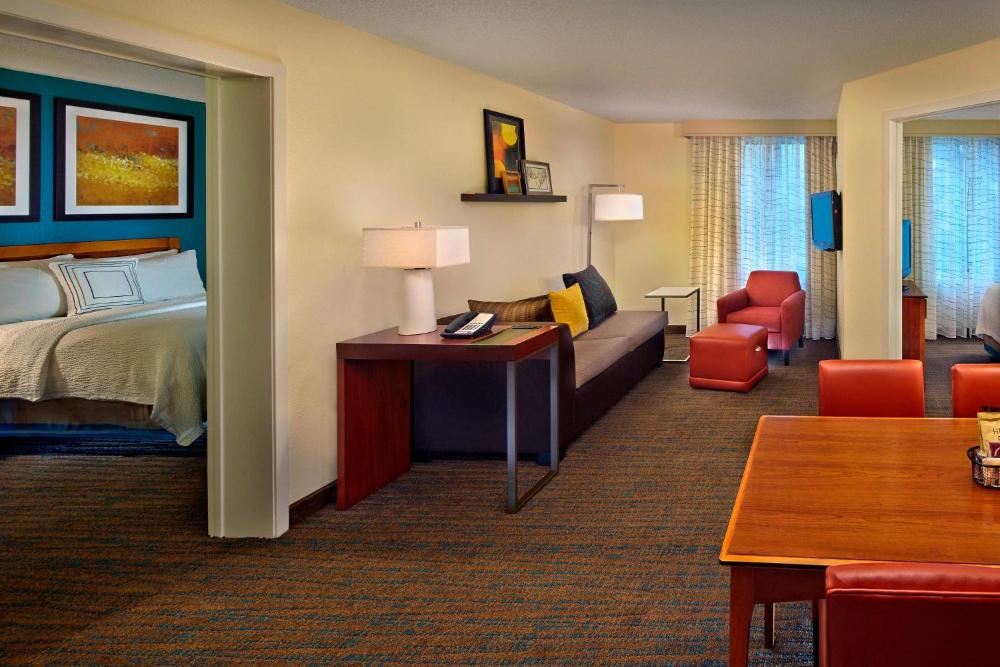 2 Bedroom Suite interior